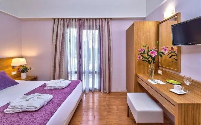Porto Platanias Village - Oda