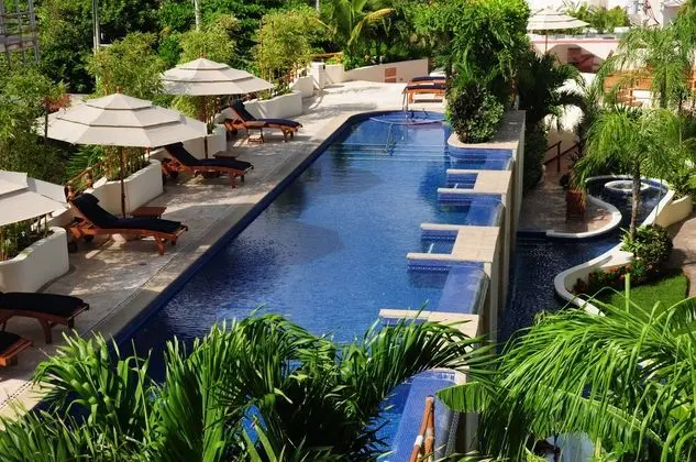 Porto Playa Condo Hotel 