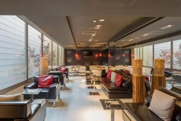 Porto Trindade Hotel - Lobi