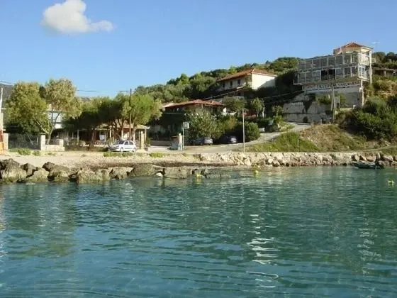 Porto Tsi Ostrias