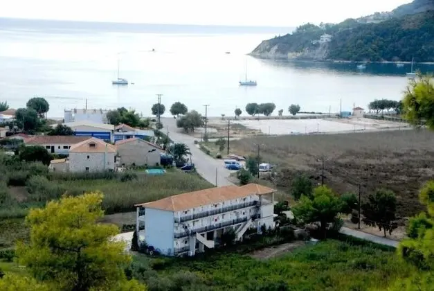 Porto Tsi Ostrias - Öne Çıkan Resim
