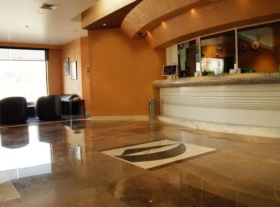 Portonovo Hotel & Suites - Lobi