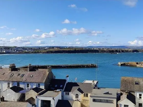 Portrush Penthouse Stunning Harbour & Atlantic Views