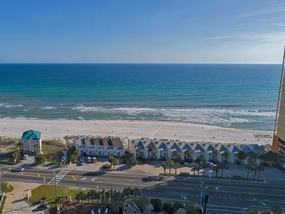 Portside Resort – Pet Friendly by Panhandle Getaways - Plaj