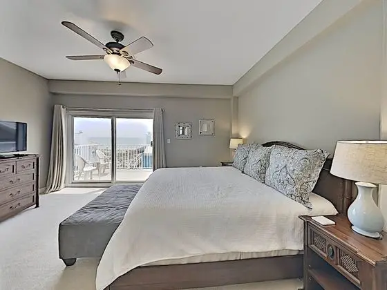 Portside Villas #4 - Oda
