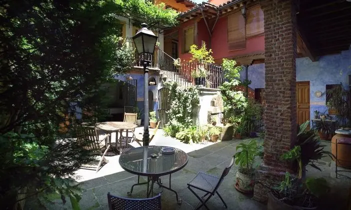 Posada de la Triste Condesa - Dış Mekanlar