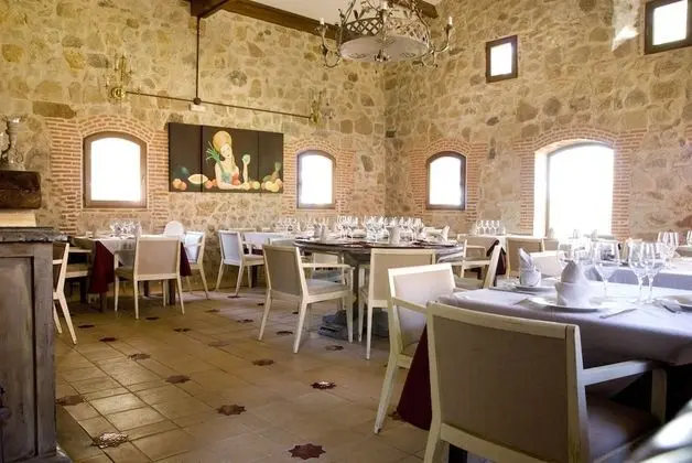 Posada del Infante Posada Real - Yerinde Yemek