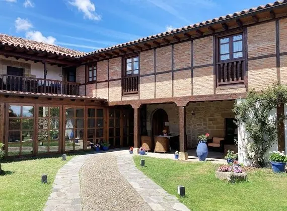 Posada La Casona de Los Güelitos