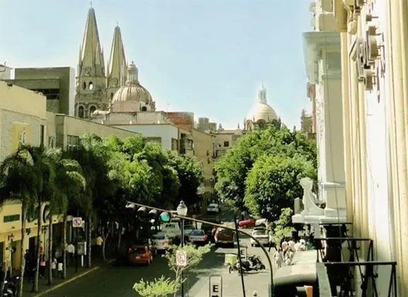 Hotel Posada Regis de Guadalajara - Oda Manzaraları