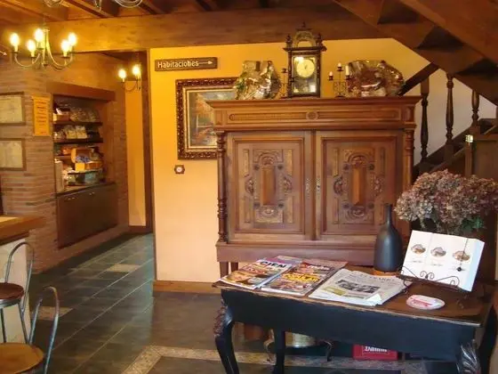 Posada Restaurante Prada a Tope - Lobi