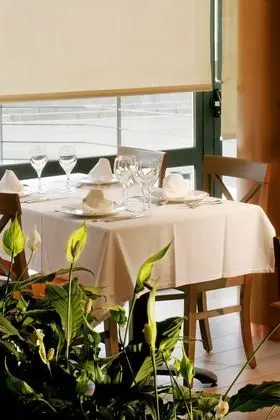 Hotel Posadas de España Paterna - Yerinde Yemek