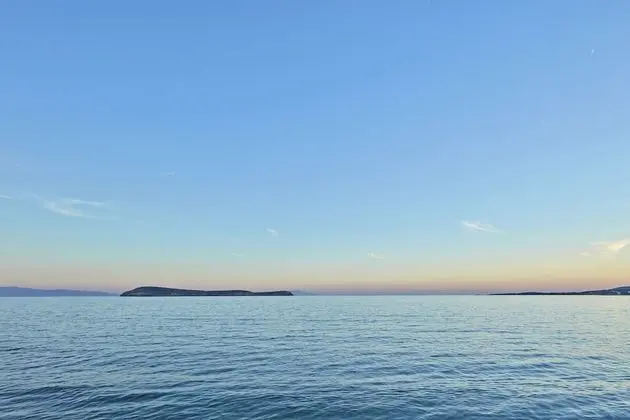 Poseidon of Paros - Plaj