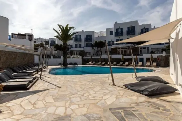 Poseidon Hotel & Suites - Havuz