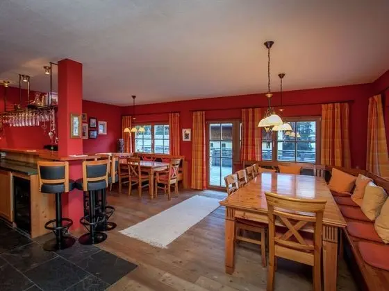 Posh Mansion in Sankt with 2 Saunas, Whirlpool, Hot Tub - Yerinde Yemek