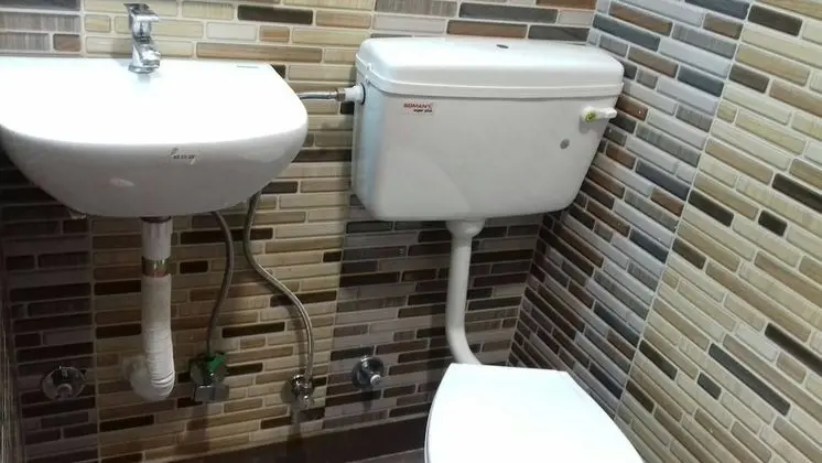 Posh, Nice Foreigner Area Lajpat Ngar Luxury Room - Dış Mekan