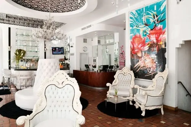 Posh South Beach Hostel, a South Beach Group Hotel