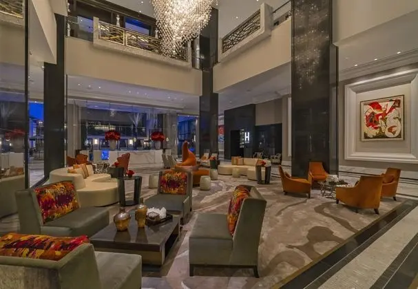 THE POST OAK AT UPTOWN HOUSTON