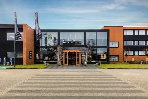 Postillion Hotel Deventer - Dış Mekan