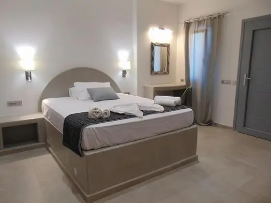 Potamida Suites