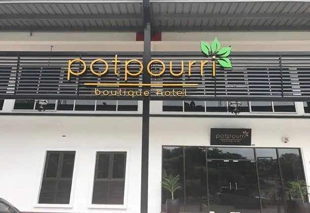 POTPOURRI BOUTIQUE HOTEL