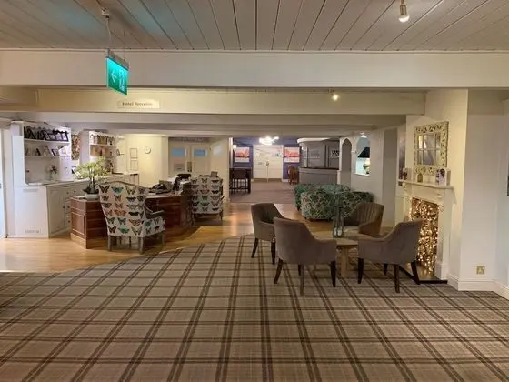 Potters Heron Hotel - Lobi