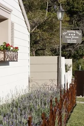 The Potting Shed Guest House - Dış Mekan