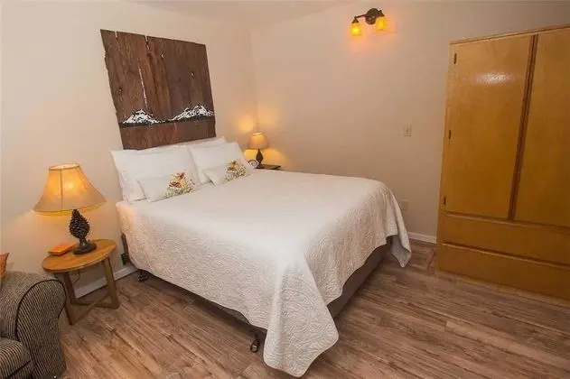 Powder Village Condominium B8 - Oda