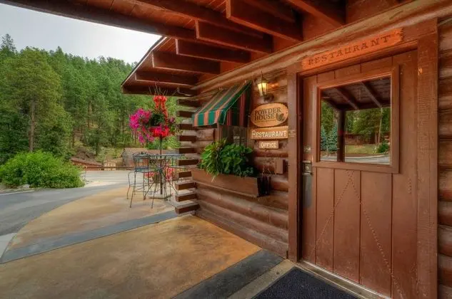 Powder House Lodge - Dış Mekan