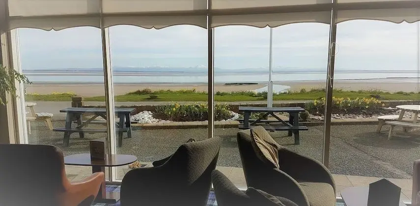 Powfoot Hotel