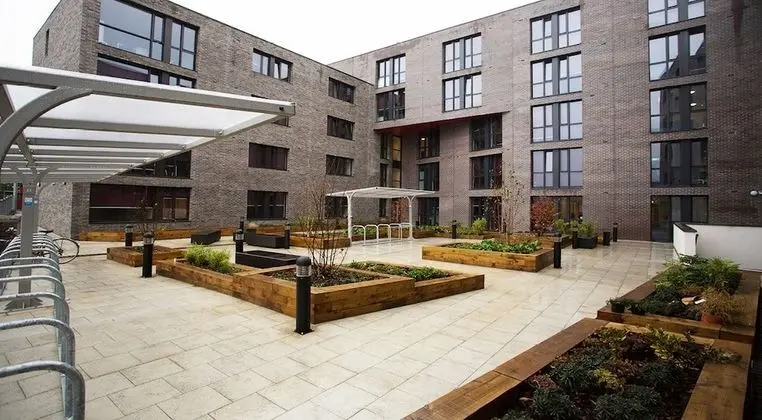 Powis Place - Campus Residence - Dış Mekan