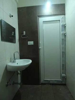 PPH Living Nagavara Lake Sai Inn - Banyo Tipleri