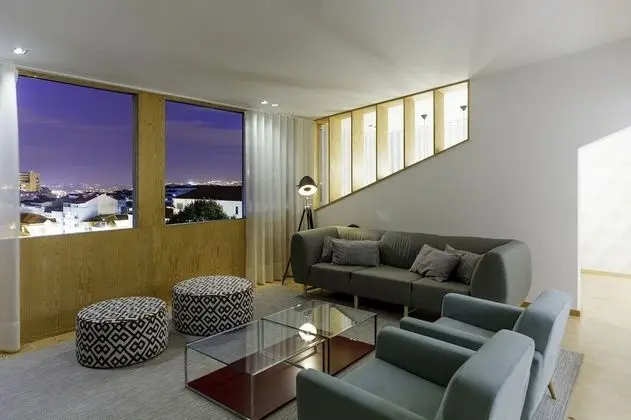 Praça 66 Guest House