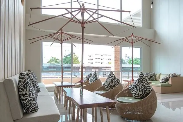 PRACHUAP GRAND HOTEL