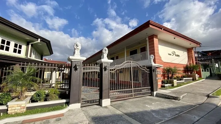 Prado Inn & Suites - Dış Mekan