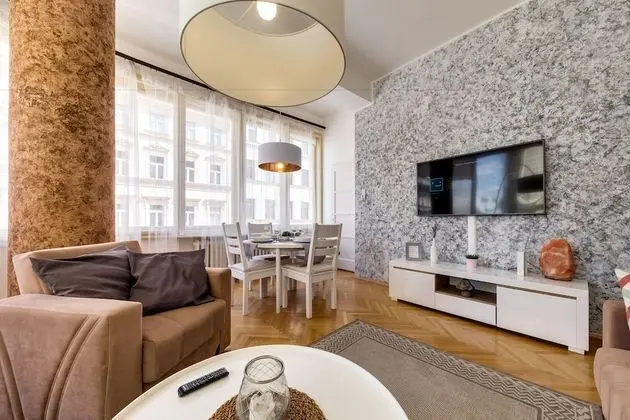 Prague city center apartment - Oda Düzeni