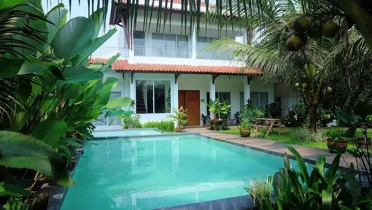 Villa Prambanan Jogja with Private Swimming Pool by Simply Homy