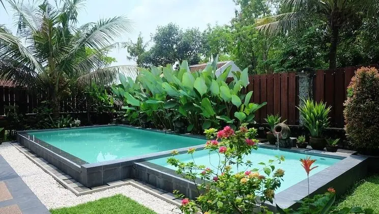 Villa Prambanan Jogja with Private Swimming Pool by Simply Homy - Havuz