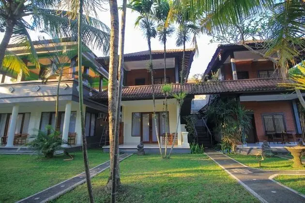 Pramewari Homestay - Dış Mekan