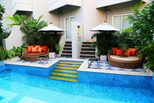 Pramod Convention & Beach Resort - Havuz