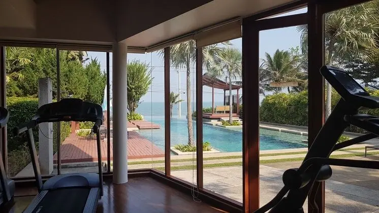Pranaluxe Pool Villa Holiday Home - Havuz