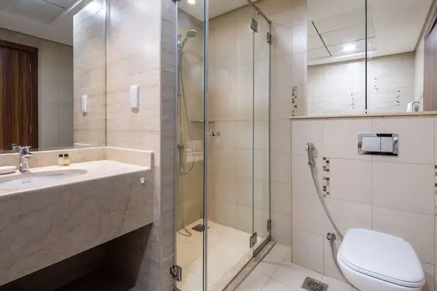 Premier 2BR Apartment in JVC Community - Sleeps 5! - İç Mekan