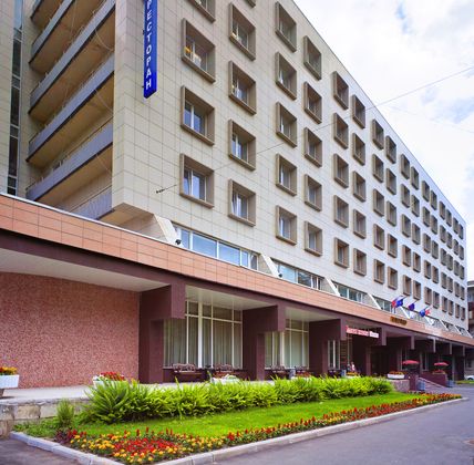Premier hotel Polustrovo