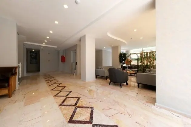 Premier Inn City - Lobi