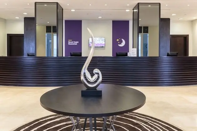 Premier Inn Doha Education City - Lobi