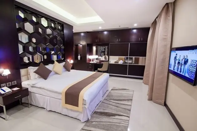 Premier Hotel