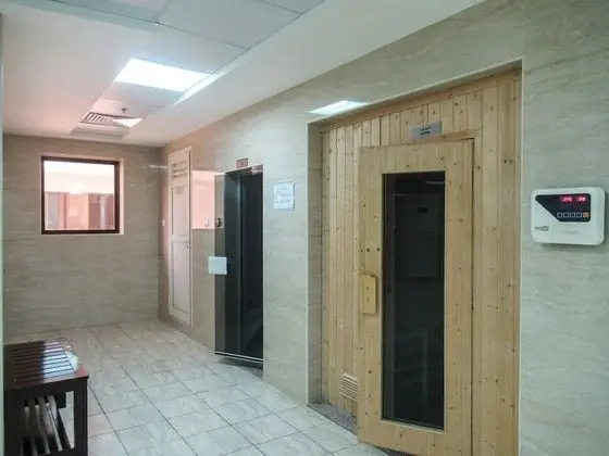 Premier Studio in Sports City w/ Golf Course View! - İç Mekan