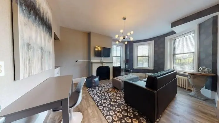 Premier Suites - Bay Village