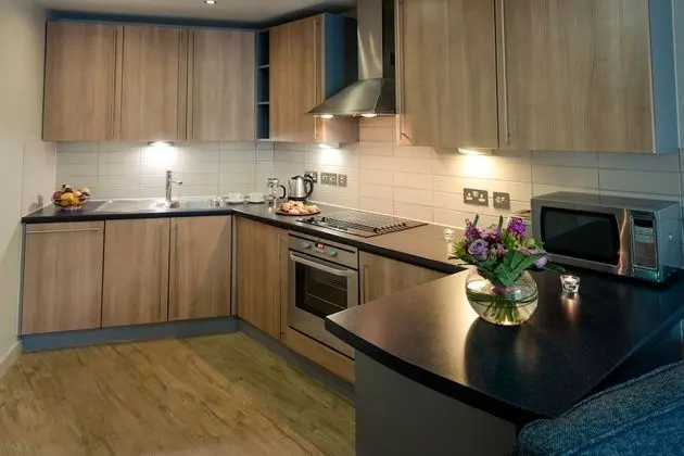 PREMIER SUITES Liverpool - Mutfak