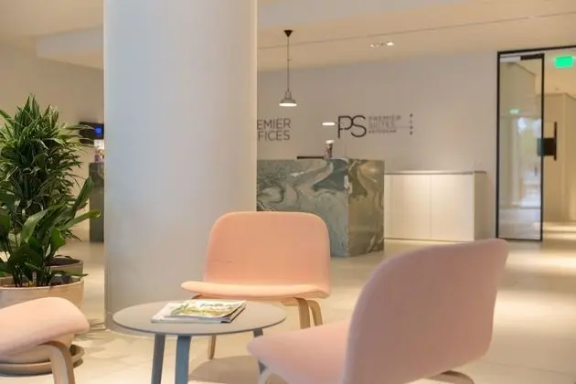 PREMIER SUITES PLUS Rotterdam - Lobi
