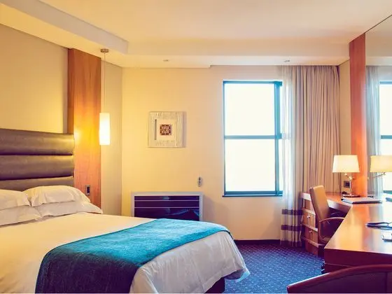 Premier Hotel OR Tambo - Oda